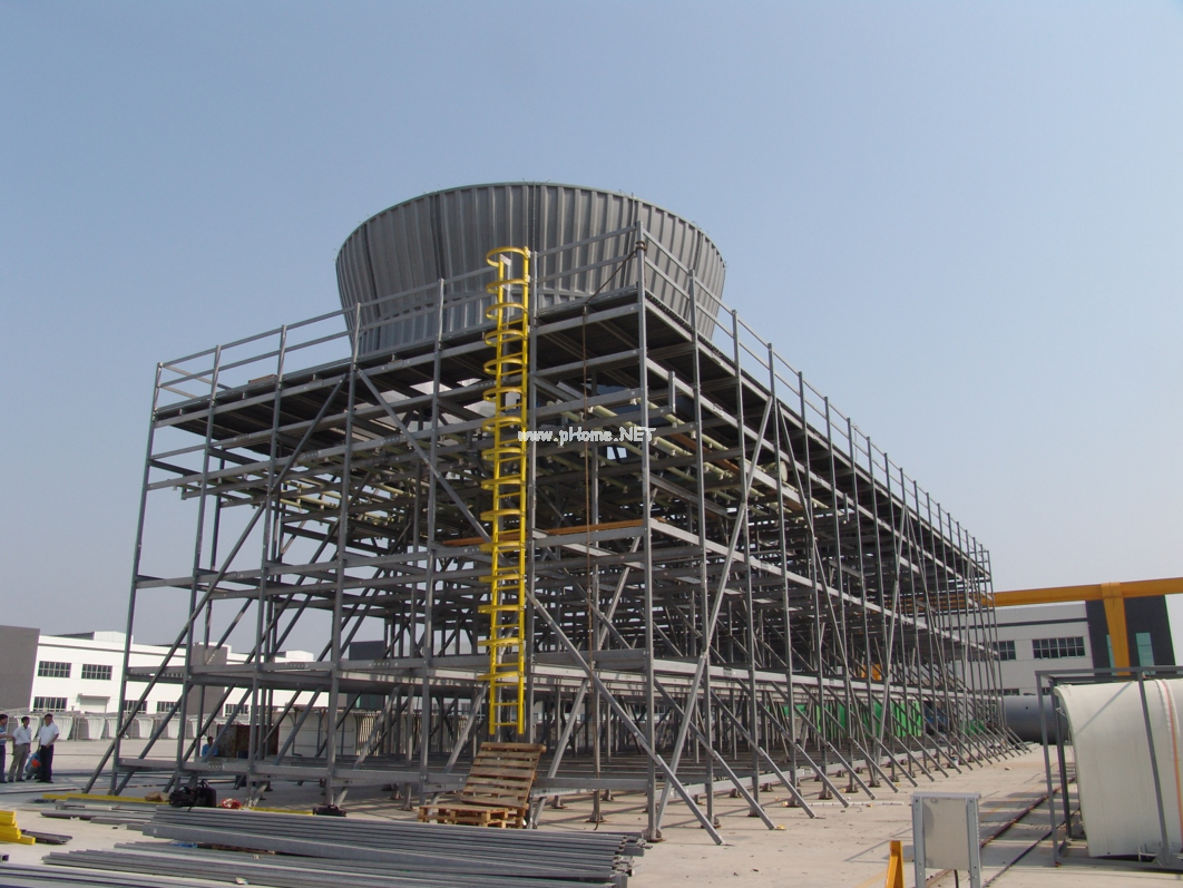 工業(yè)冷卻塔選擇鋼結(jié)構(gòu)或全玻璃鋼結(jié)構(gòu)